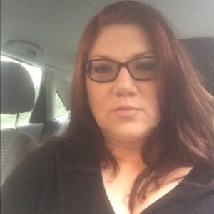 Meet your Posher, Kelli